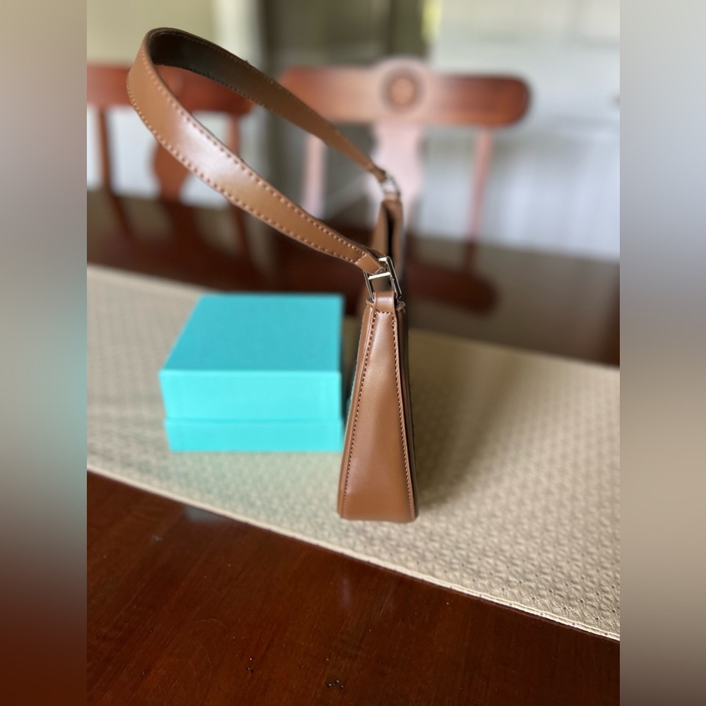 Shoulder Bag Tan - Picture 2 of 5